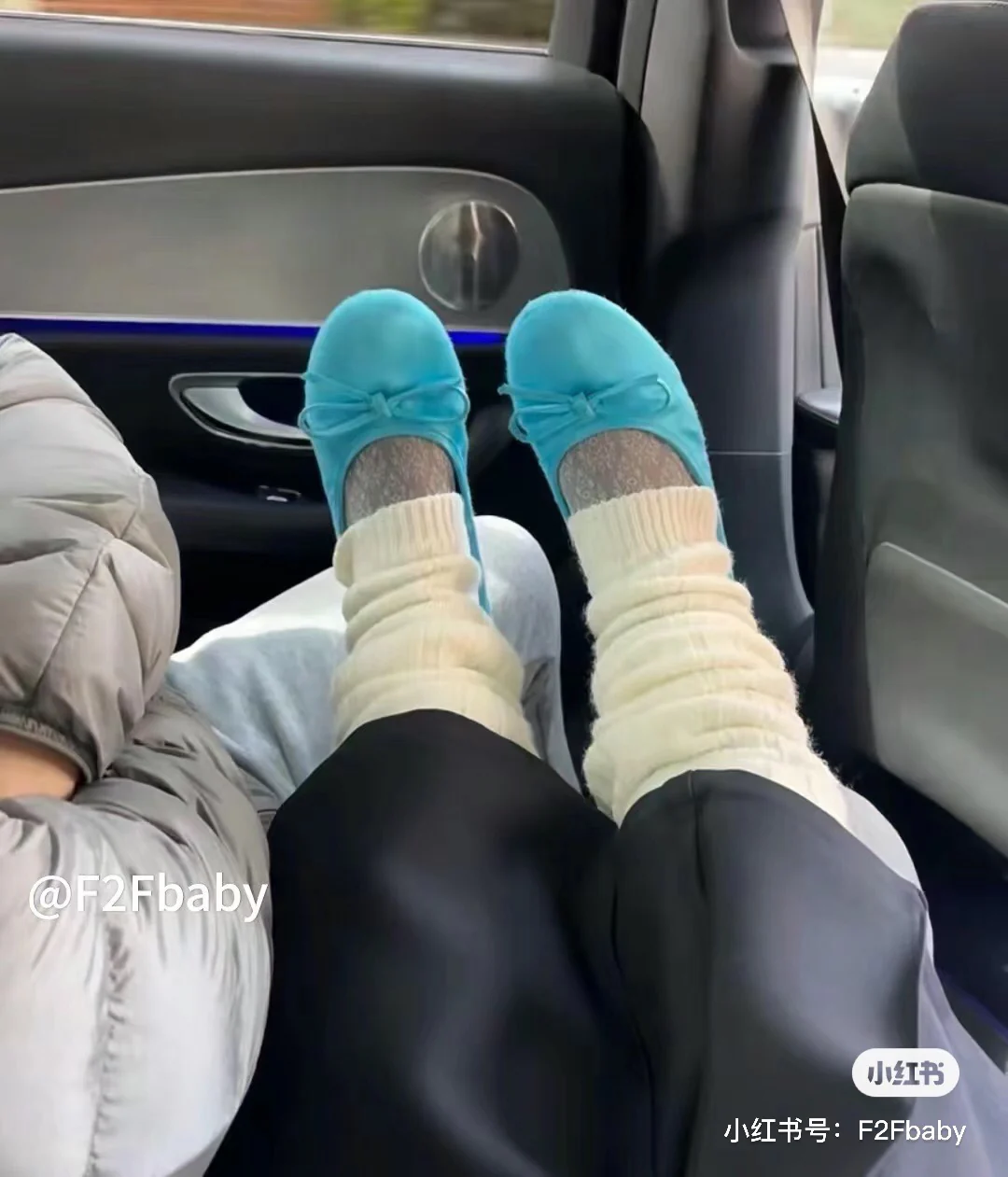 Коллекция Balenciaga 2023 года с подиума - Балетки - Синие