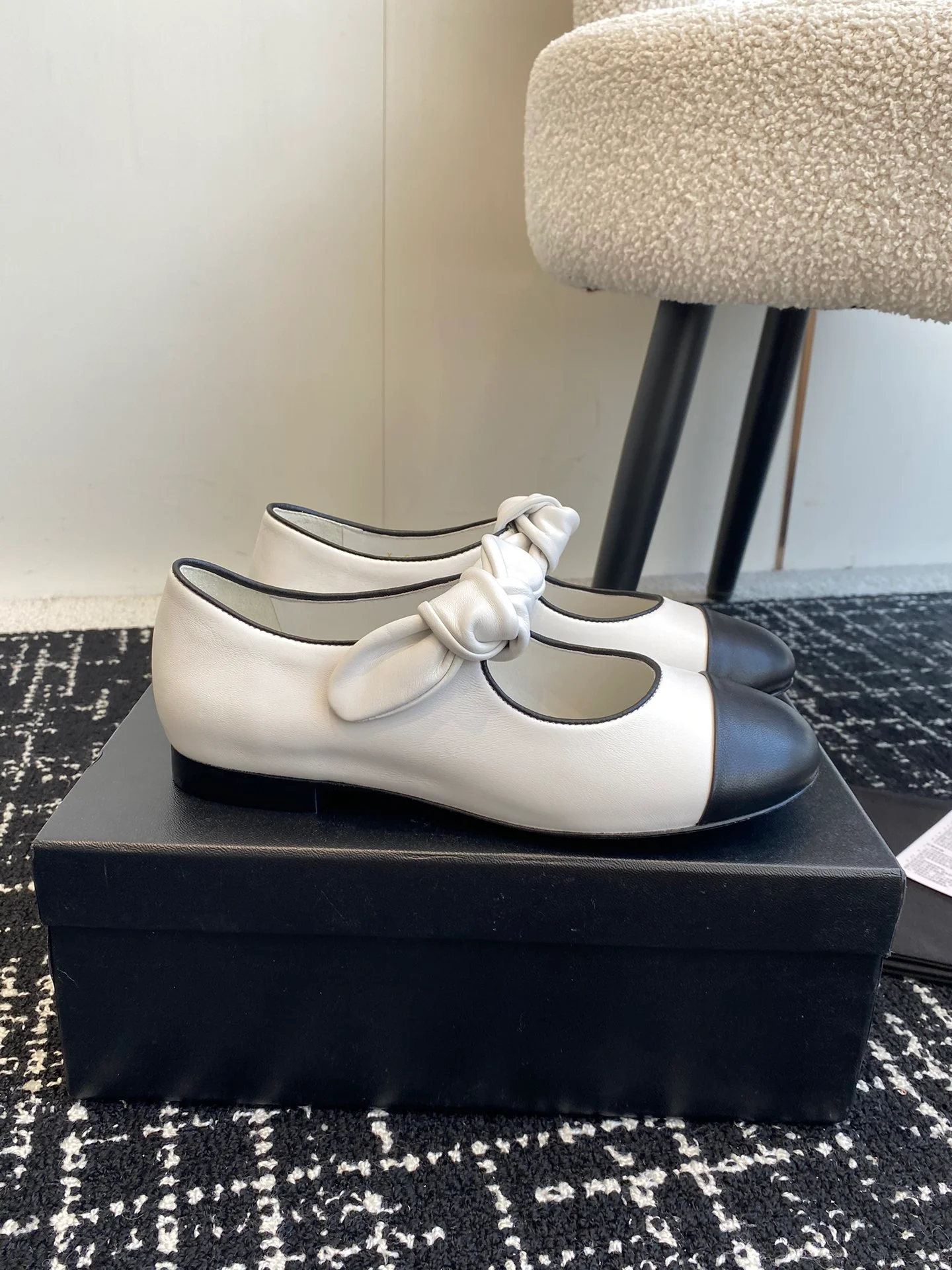 Балетки Chanel 2024 - Белые - 1