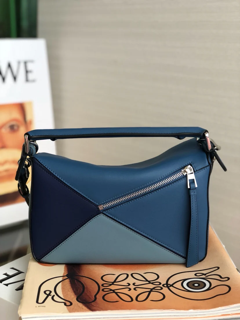 Сумка Loewe Puzzle из телячьей кожи, маленький размер 16.