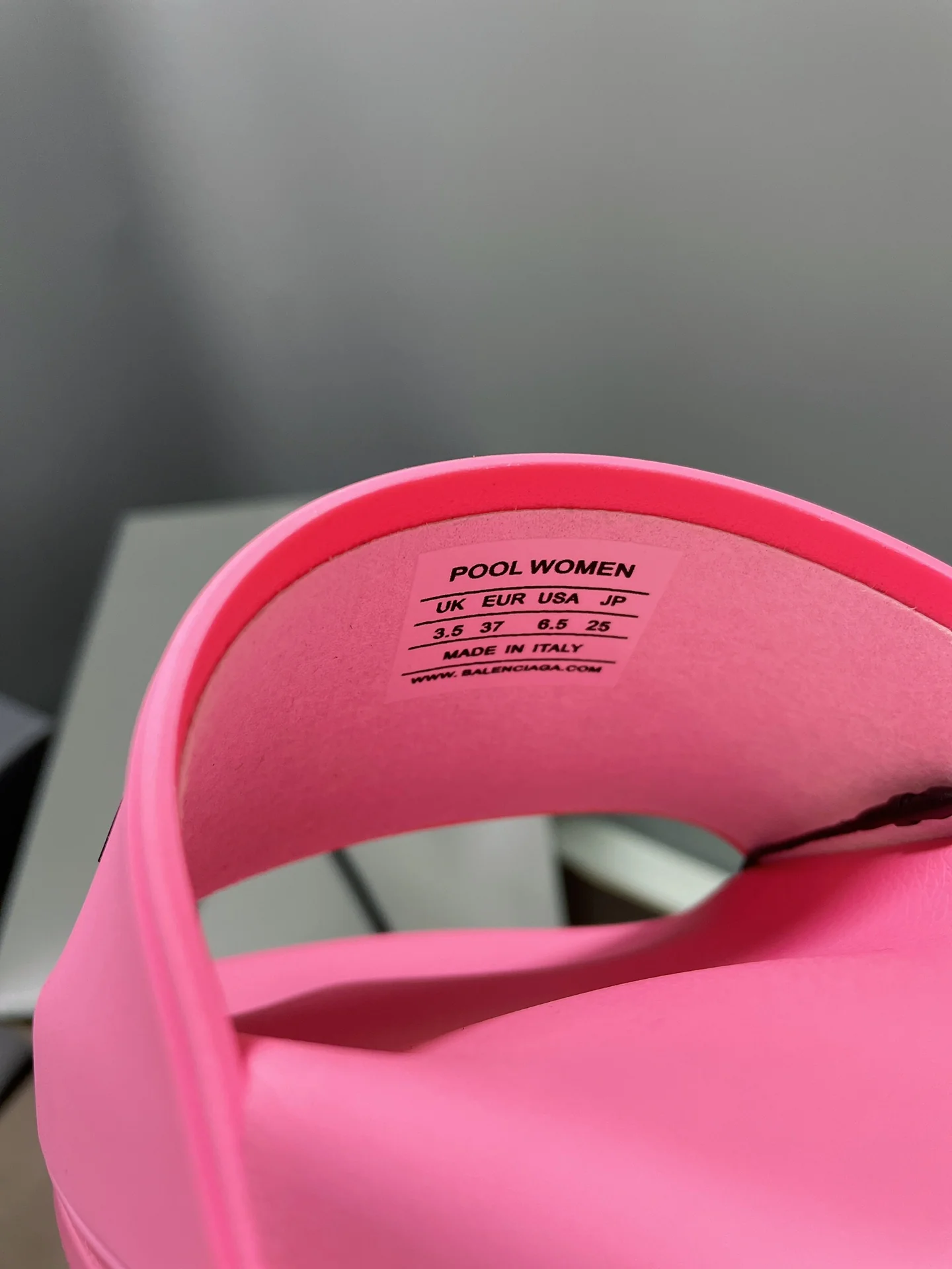 Balenciaga - Новая модель 2022 года - Тапочки с эффектом памяти и улучшенной упругостью - 4