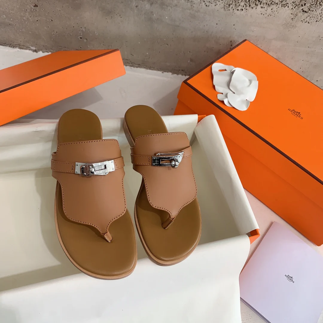 Шлёпанцы Hermes Kelly - верблюжий цвет