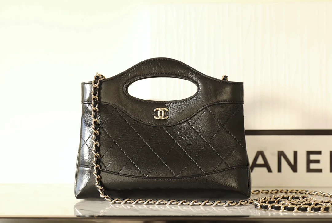 Сумка Chanel Nano 31 - Миниатюрная горизонтальная версия - Черная