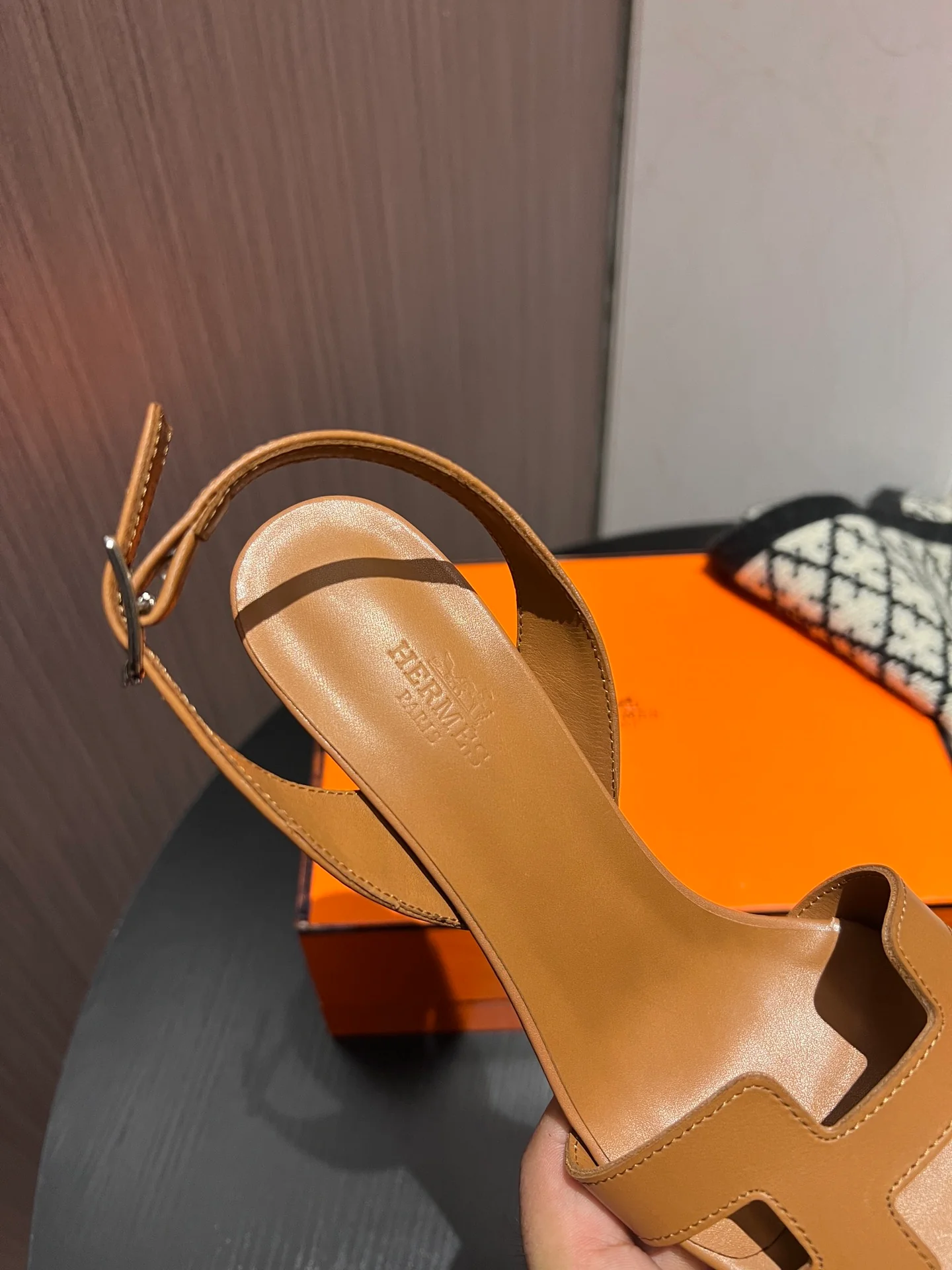 Босоножки на высоком каблуке Hermes - коричневые