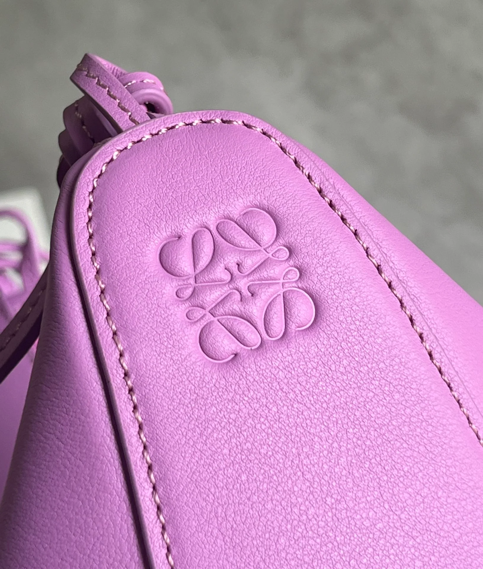 Сумка-хобо Loewe Hammock - фиолетовая - 1 шт.