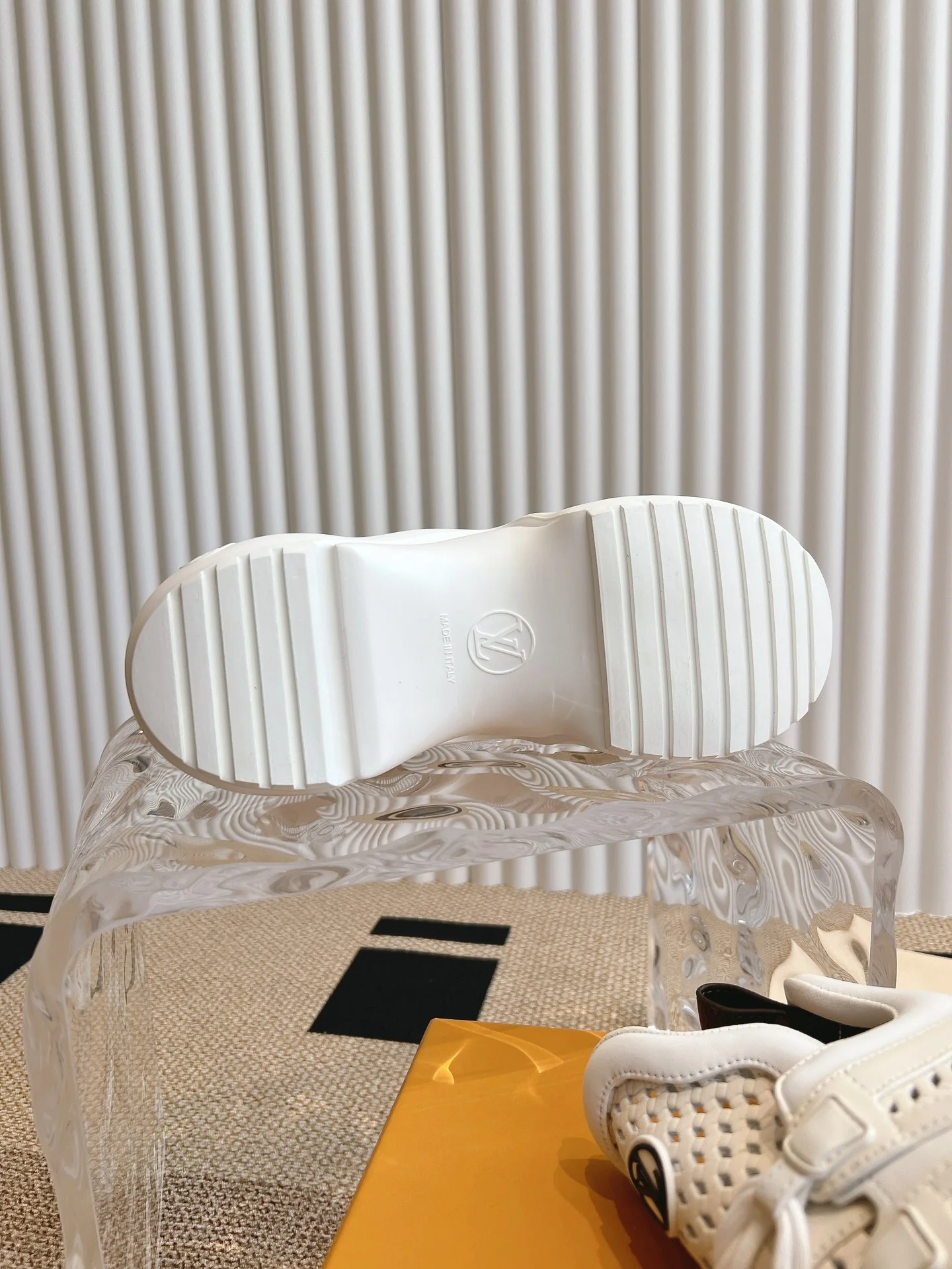 Повседневные туфли на платформе LV-2024 - белые