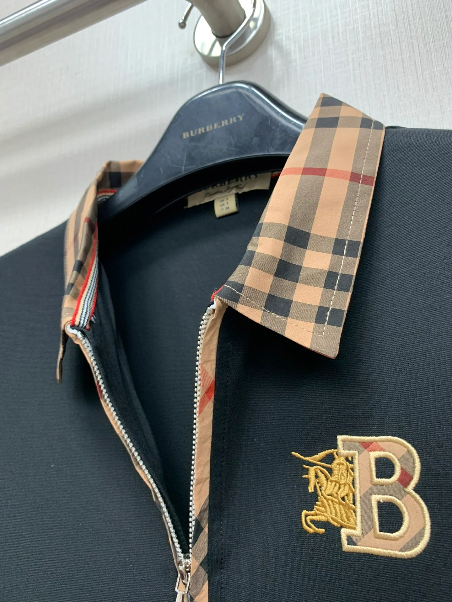 Burberry 2403 - Новое классическое клетчатое платье на молнии для ранней весны - Черное