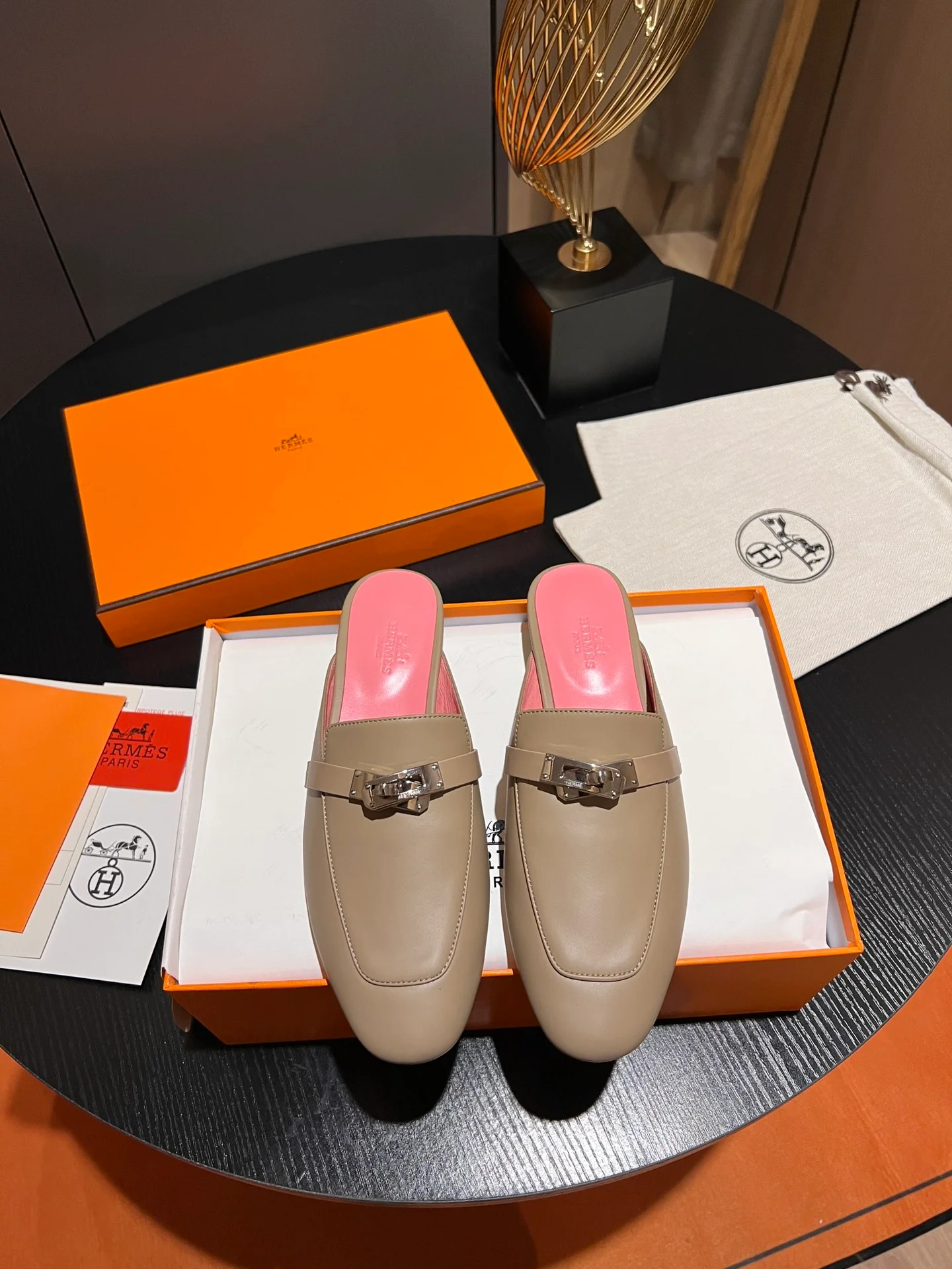 Классические мюли Hermes Kelly без шнурков - кожа, бежевый цвет