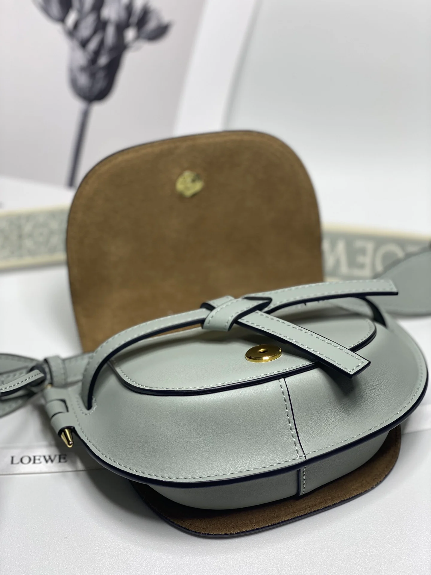 Сумка-седло Loewe-gate Letter с широким плечевым ремнем - мини - 2