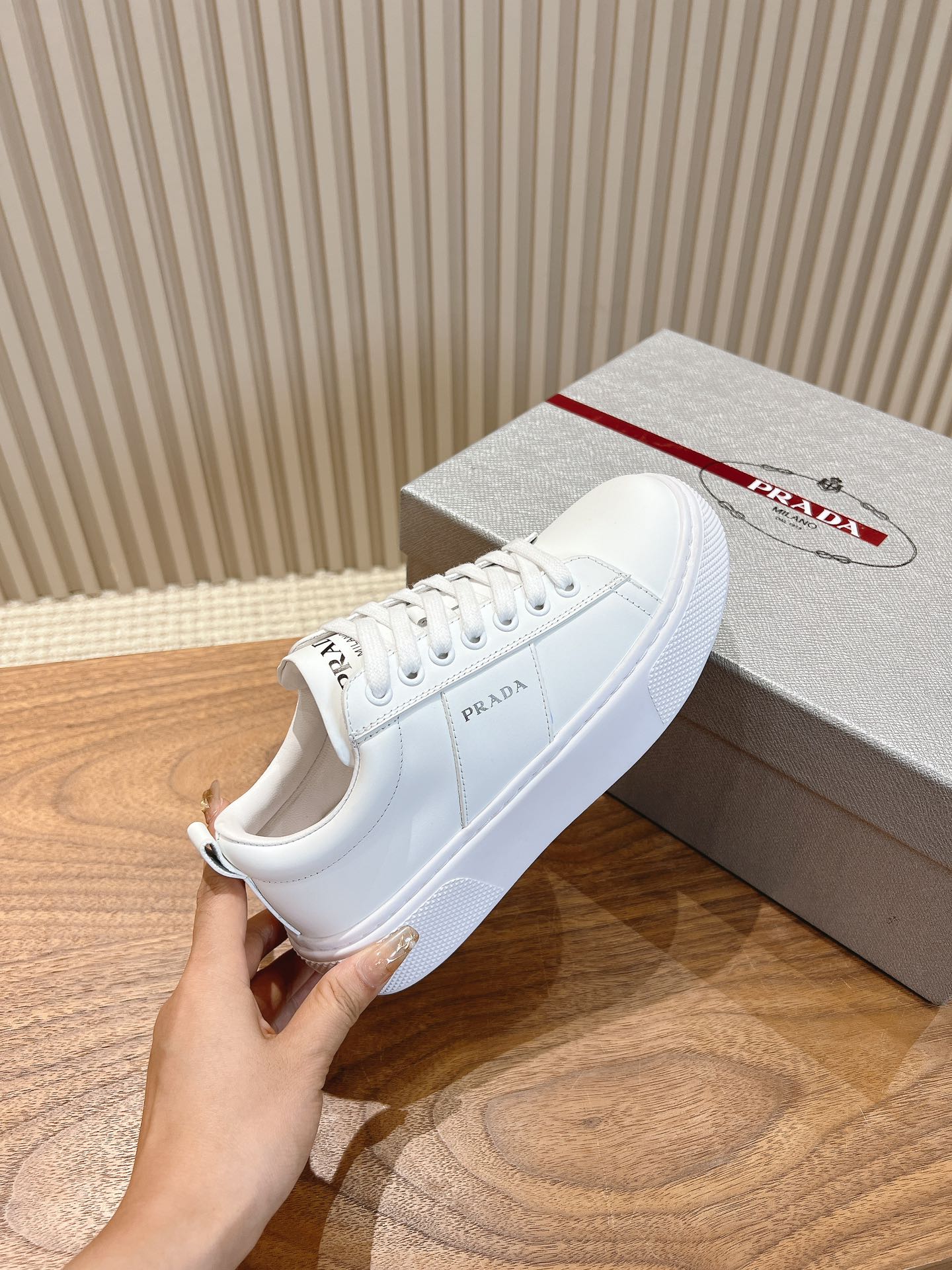 Кроссовки Prada 2024 - белые