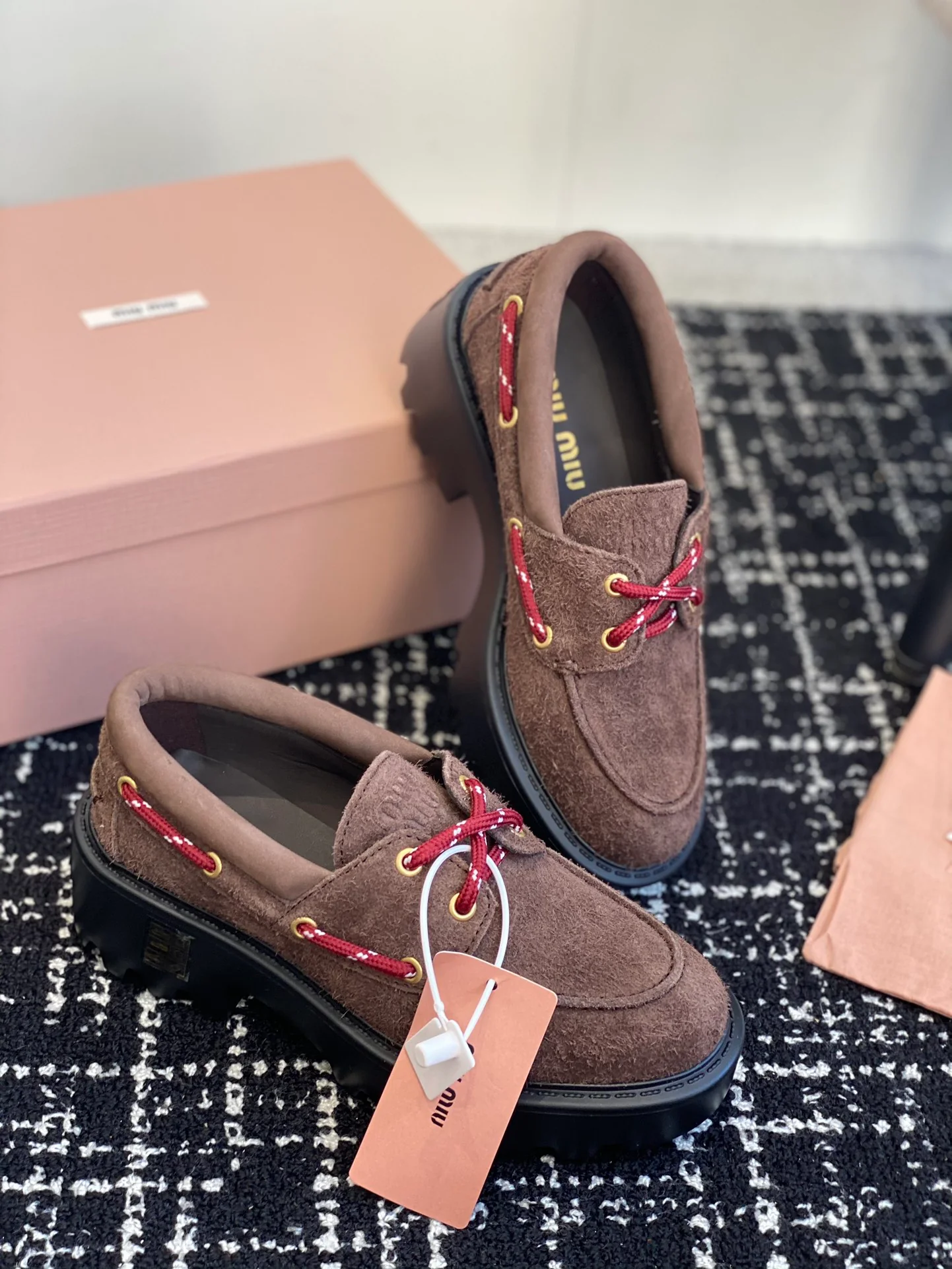 Лоферы на платформе Miu Miu 2024 - темно-коричневые