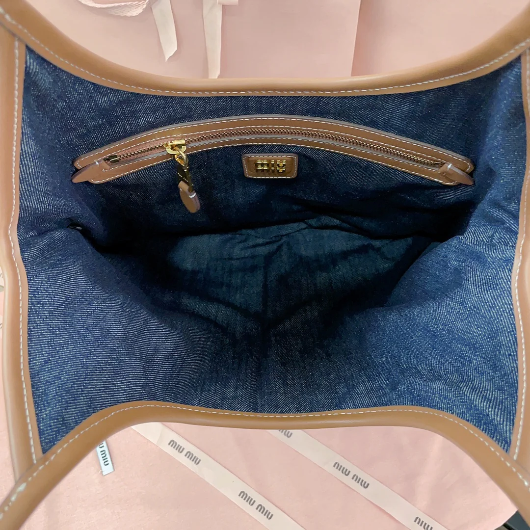 Сумка-тоут Miu Miu Ivy - Isetan Limited Edition Denim - Маленькая