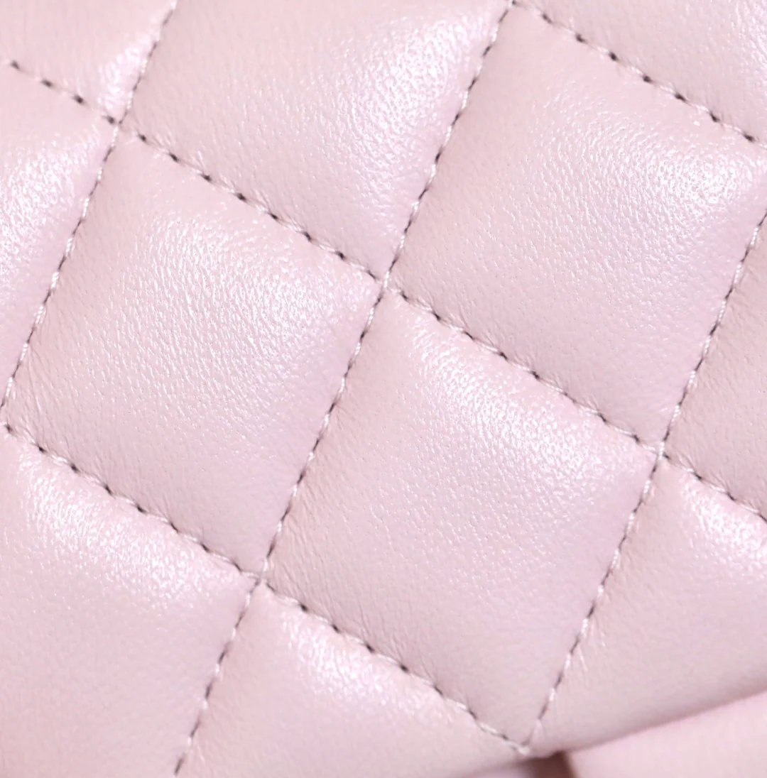 Chanel - Большая сумка - Светло-розовая - Светло-золотистая пряжка