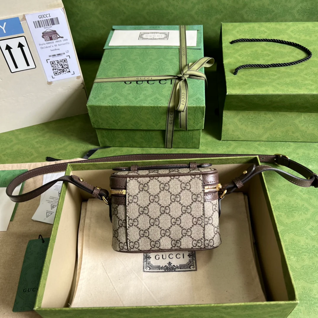 Мини-сумочка Gucci через плечо - 15,5 x 10,5 x 5,5 см