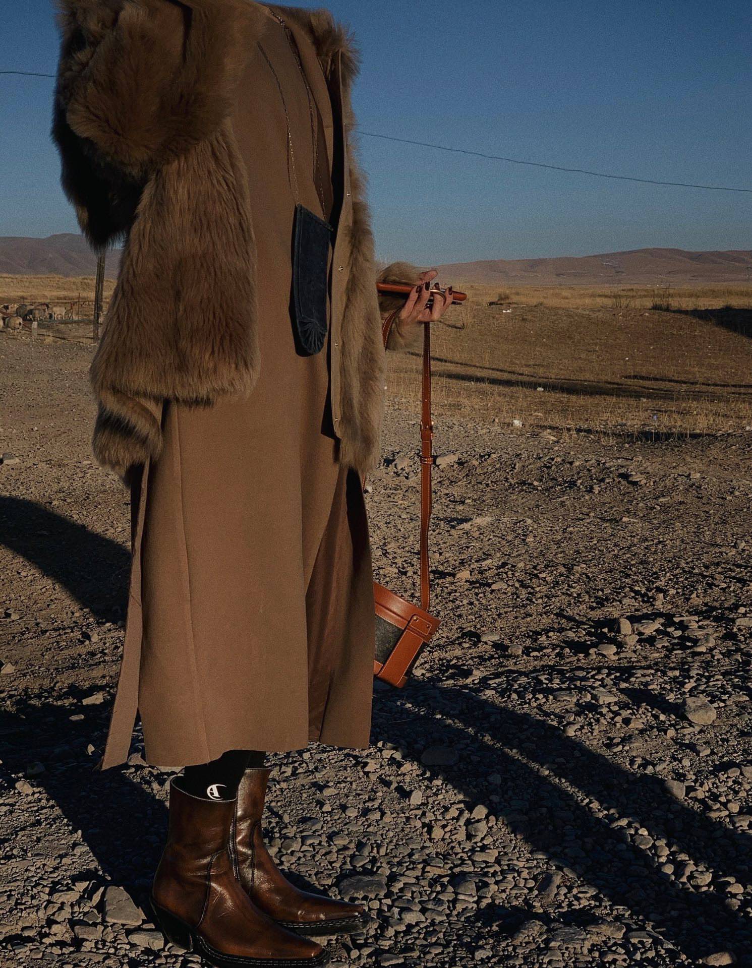 цилиндрическая сумка Celine