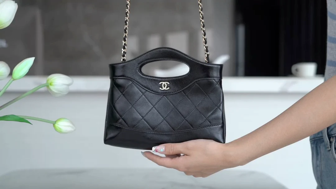 Новые поступления Chanel ранней весной - Chanel - 31 - Горизонтальный - Nono - Черный