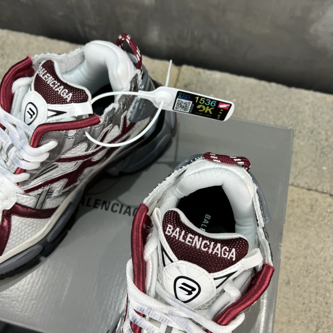 Кроссовки Balenciaga Runner - унисекс - серебристо-красные