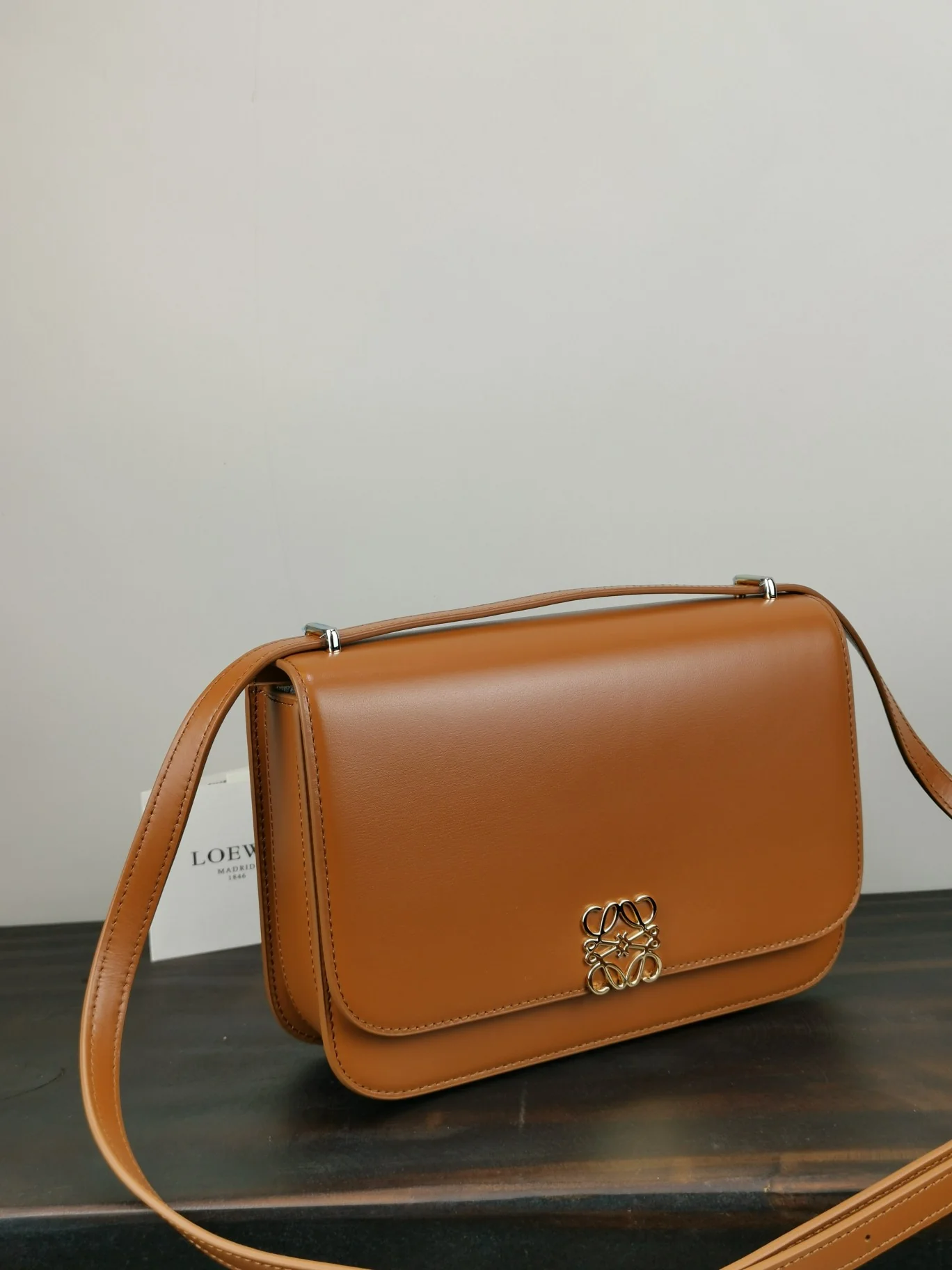 Серия Loewe Goya, большой размер 3