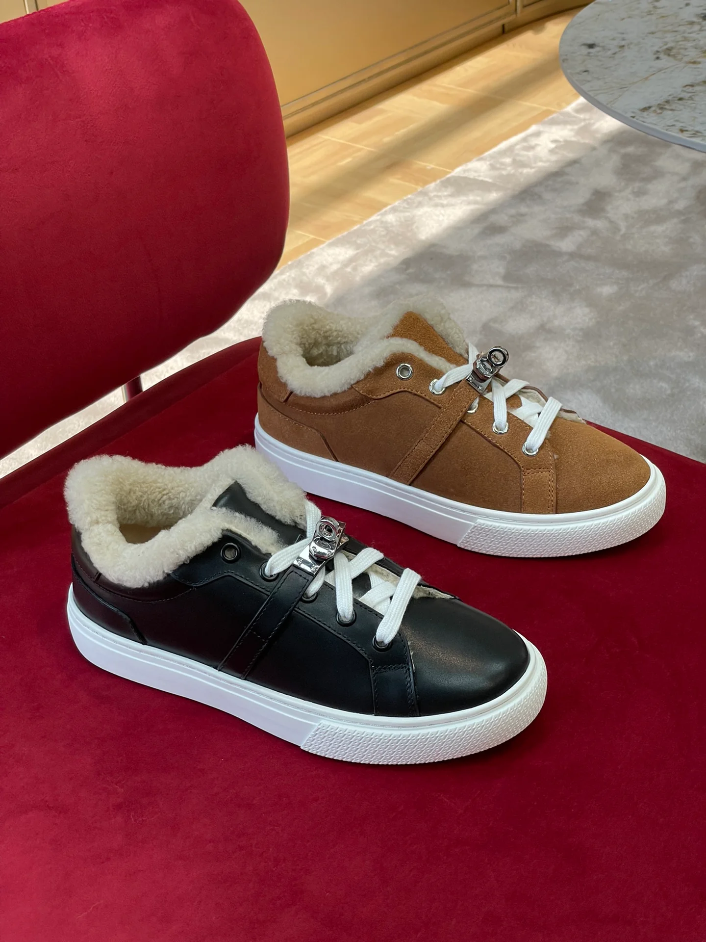 Шерстяные кроссовки Hermes 2022 года