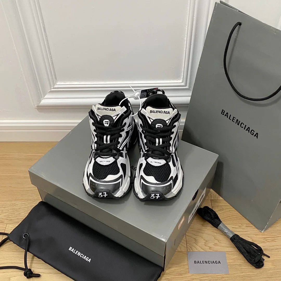 Кроссовки Balenciaga Runner Dad Shoes