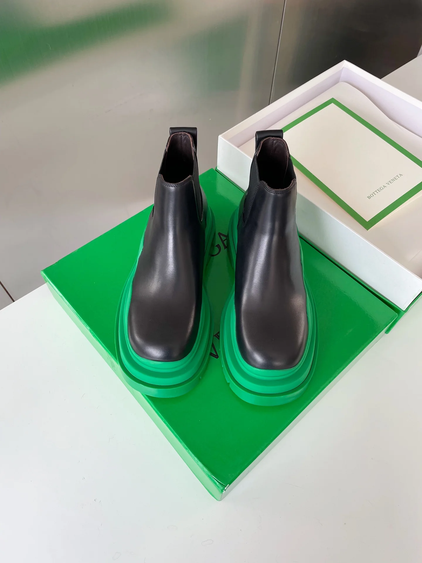 BV - Туфли Martin на платформе с зеленой подошвой