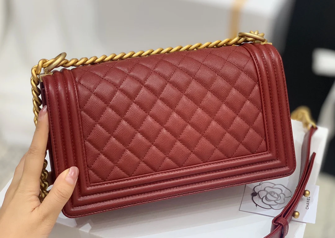 Chanel-boy-25cm-11