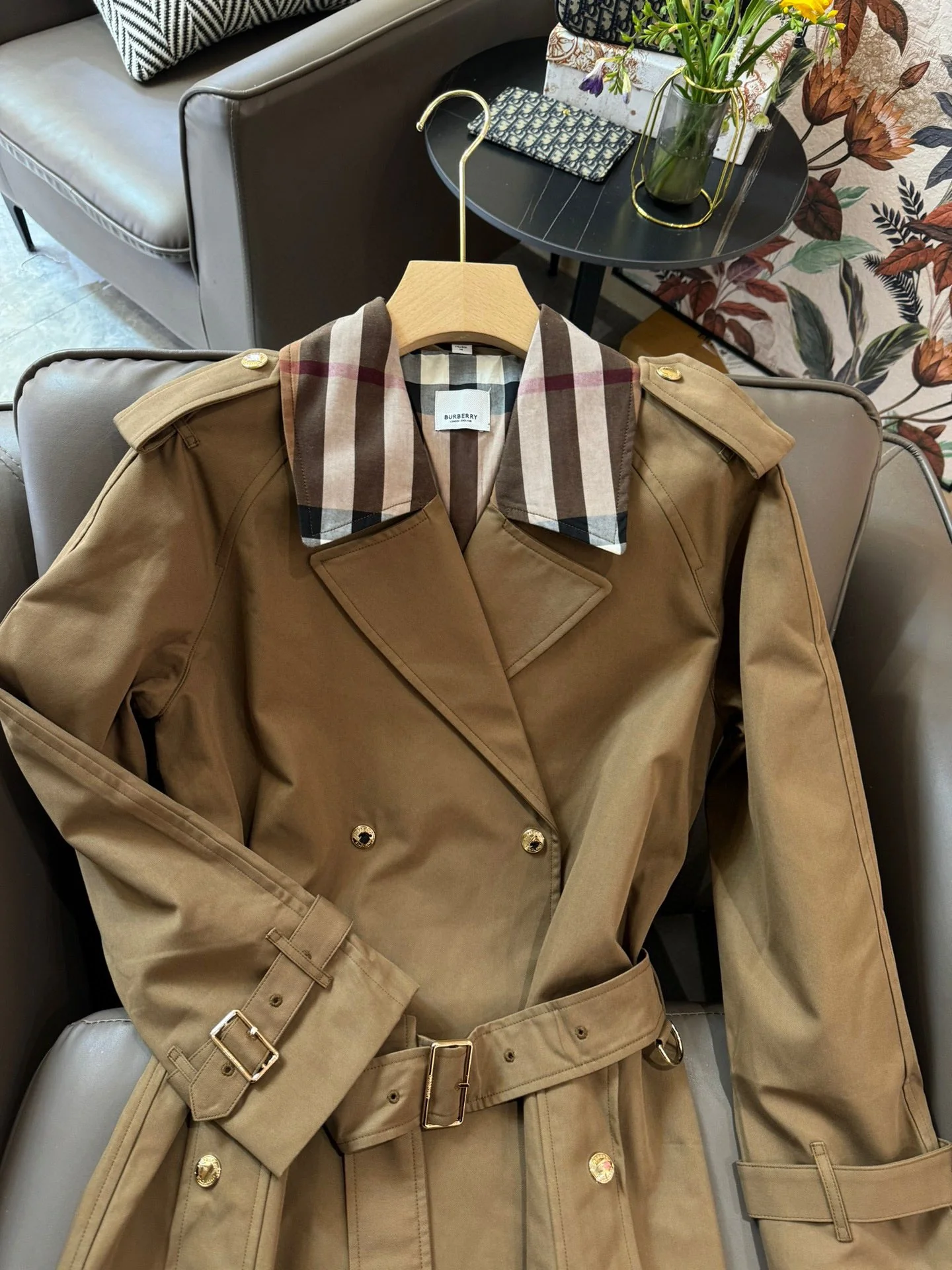 Тренч Burberry 2403-24ss New Merard в клетку с отворотом - темно-коричневый