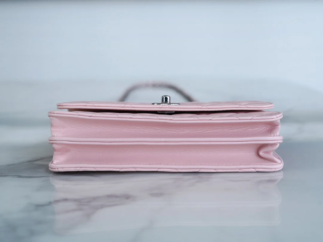 Chanel - Новая гармошка с ручкой, украшенной стразами - Розовая