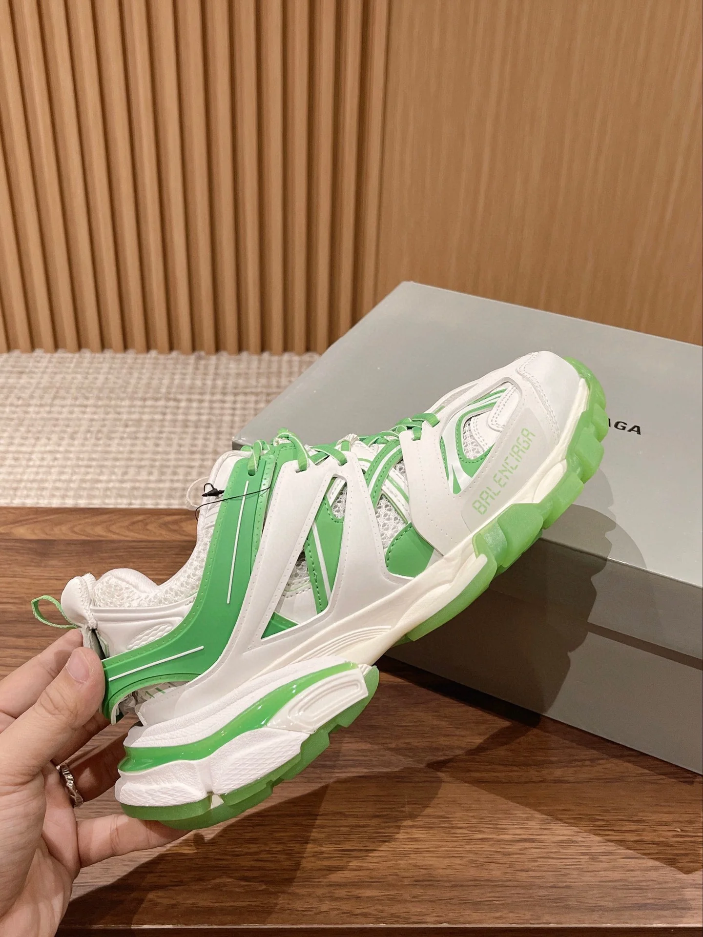 Кроссовки Balenciaga Track 3-0 (3-го поколения) Chunk - унисекс - бело-зеленые