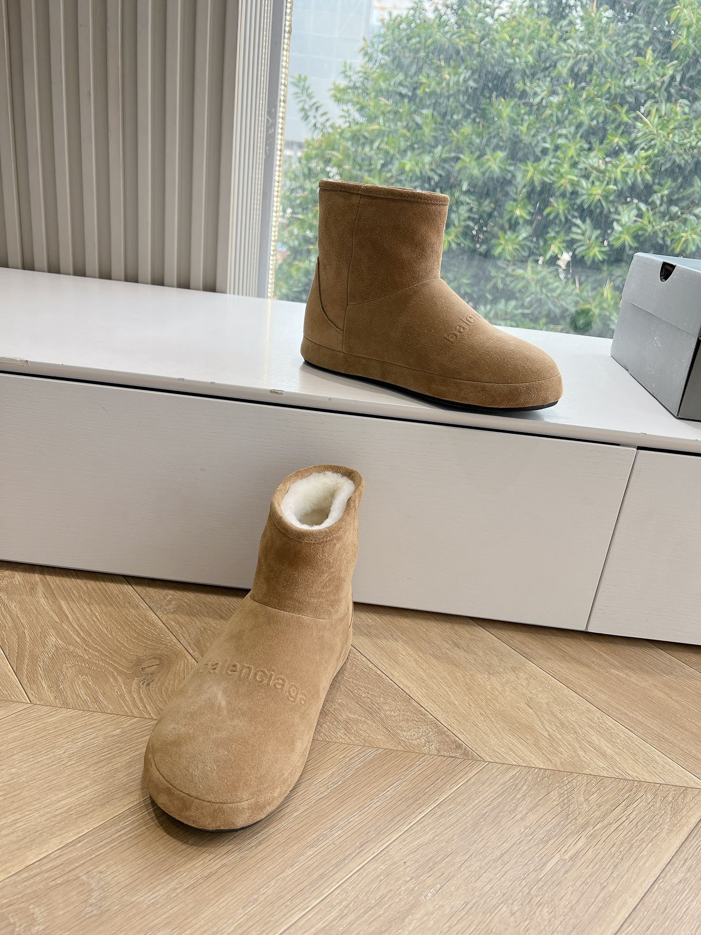 Снежные ботинки Balenciaga 2024 - коричневые