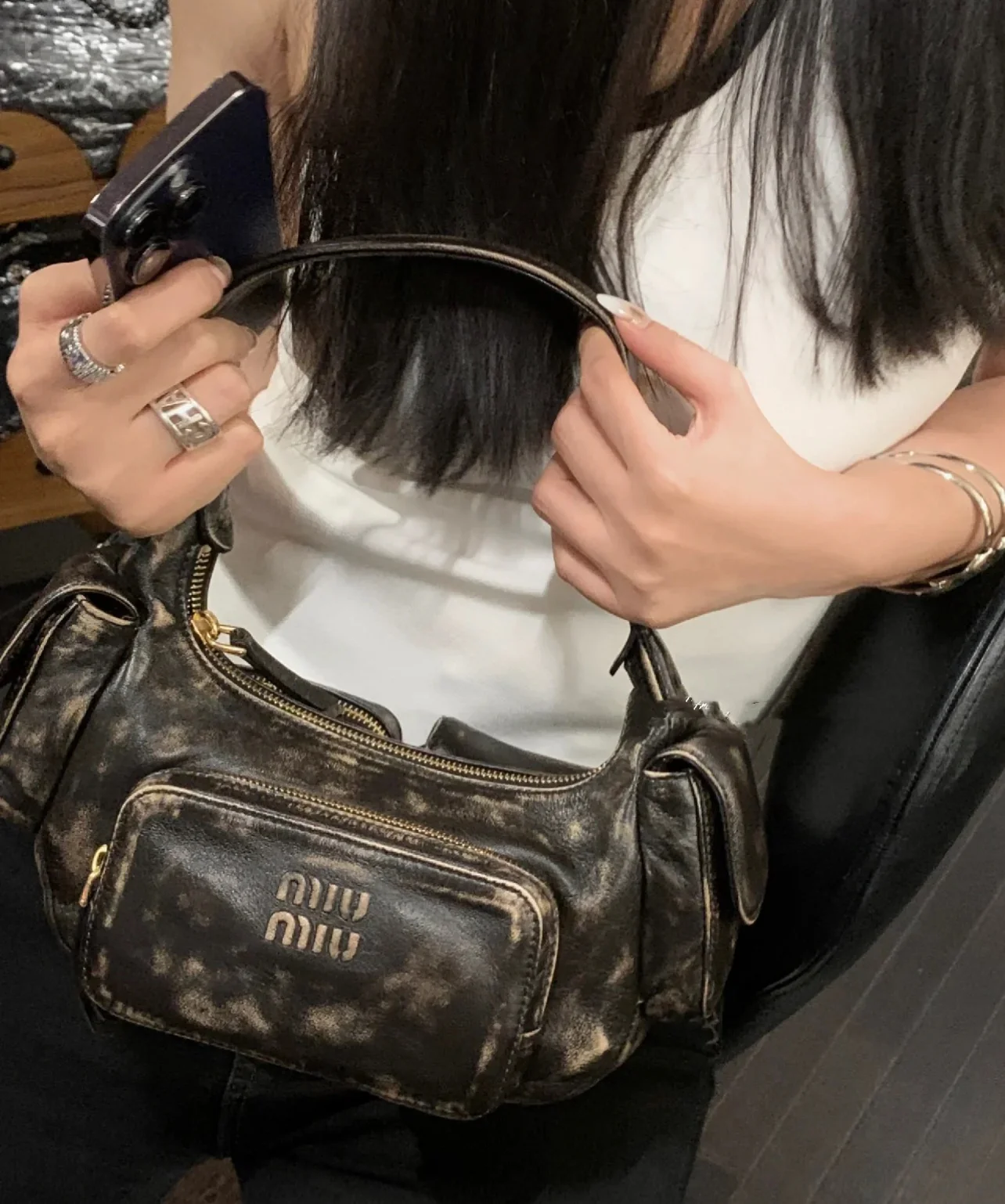 Сумка-карман Miu Miu из кожи наппа — винтажный коричневый