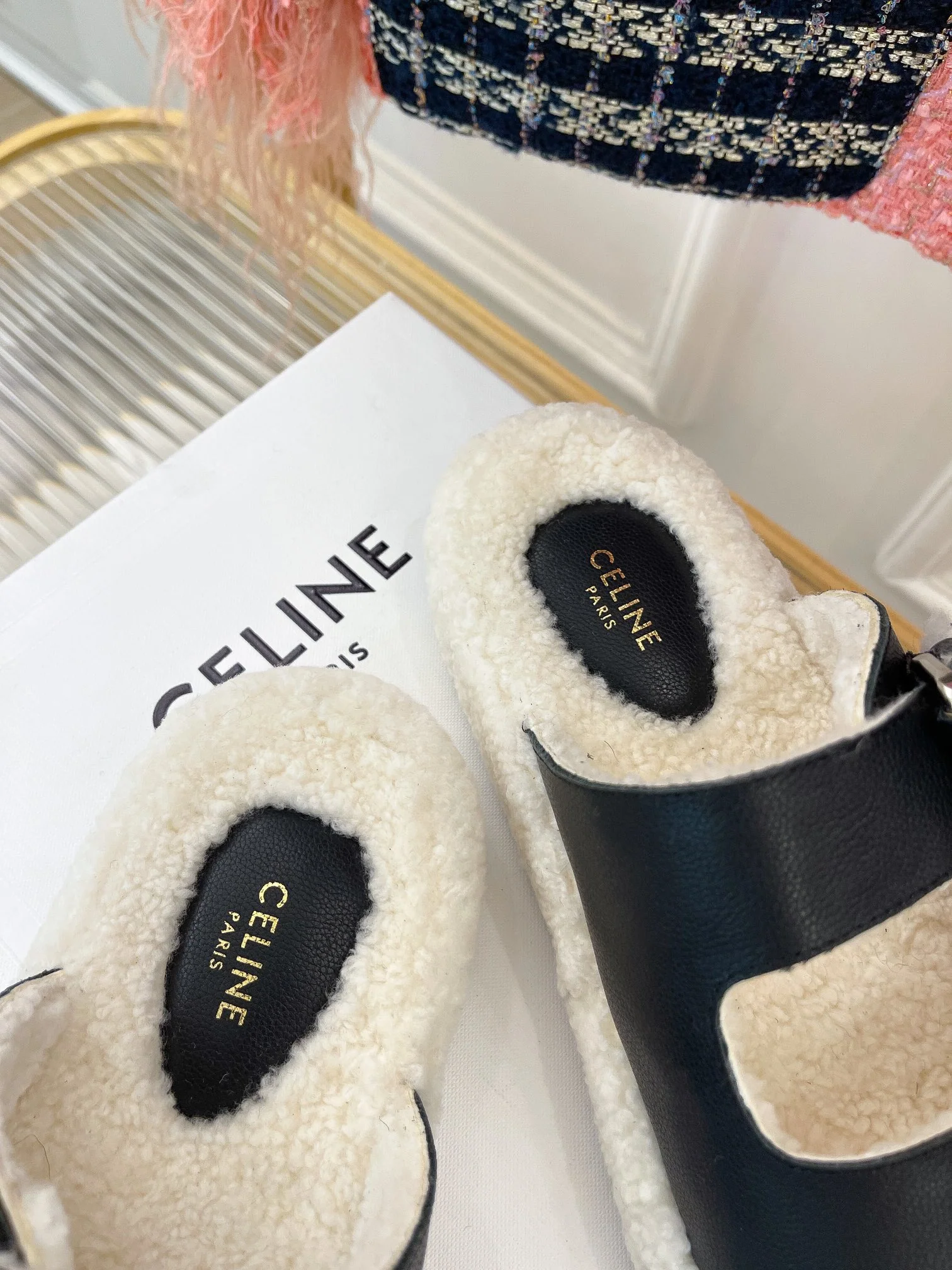 Celine - Новинка сезона осень/зима 2022 - Шерстяные тапочки