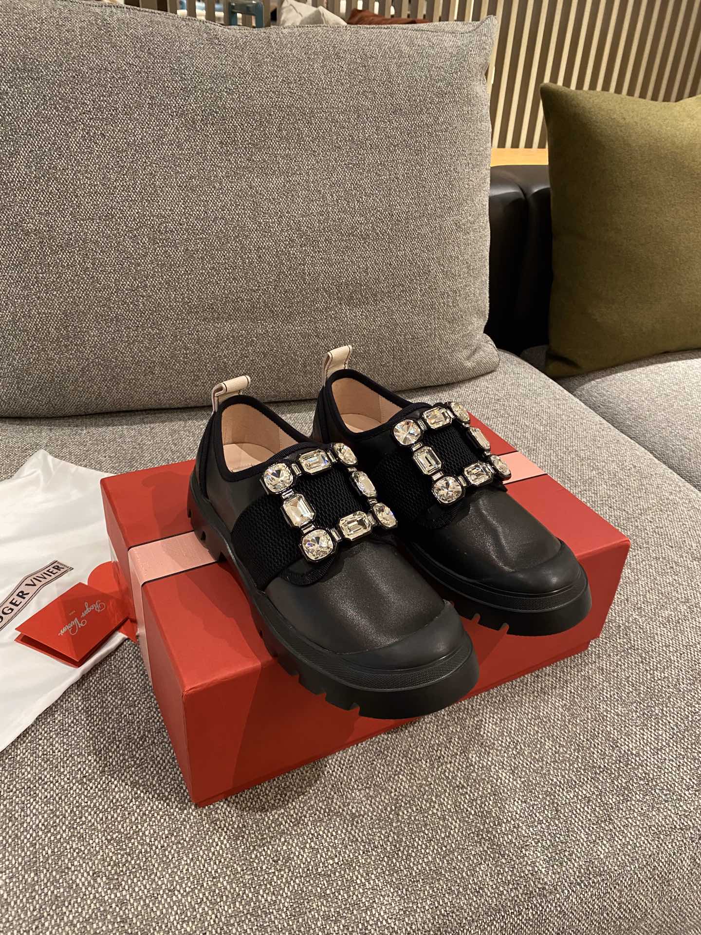 Кожаные лоферы с пряжками