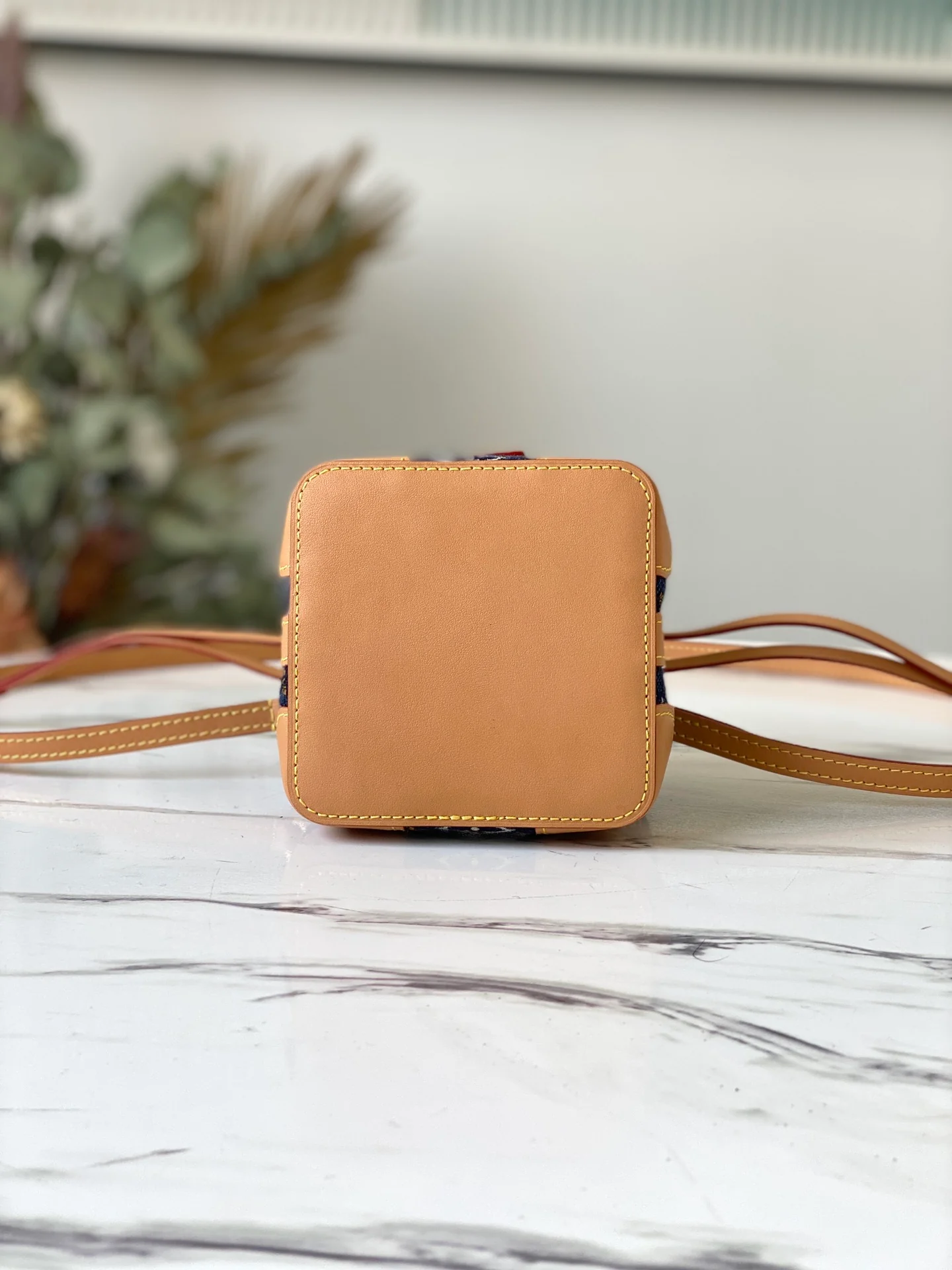 lv-m57447-noe-purse-bucket bag