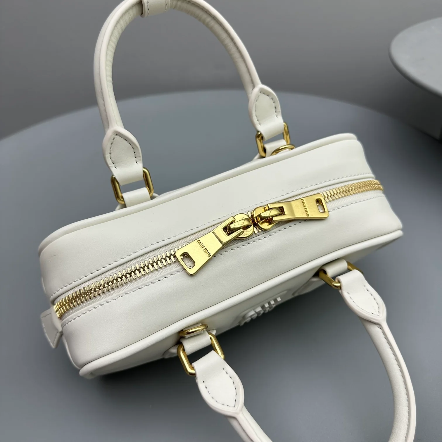 Сумка для боулинга Miu Miu - Маленькая - Белая