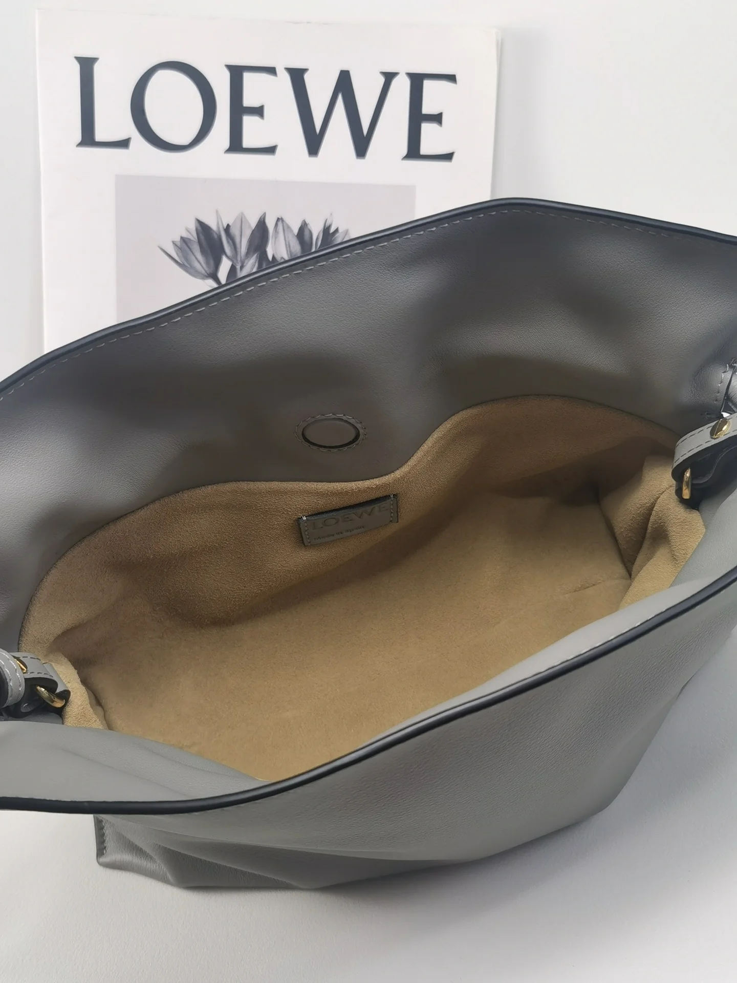 Клатч Loewe Flamenco - телячья кожа наппа - мини - серый