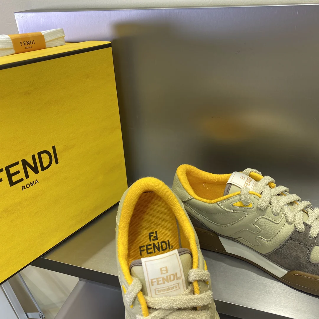 Fendi - Повседневная обувь - Кроссовки