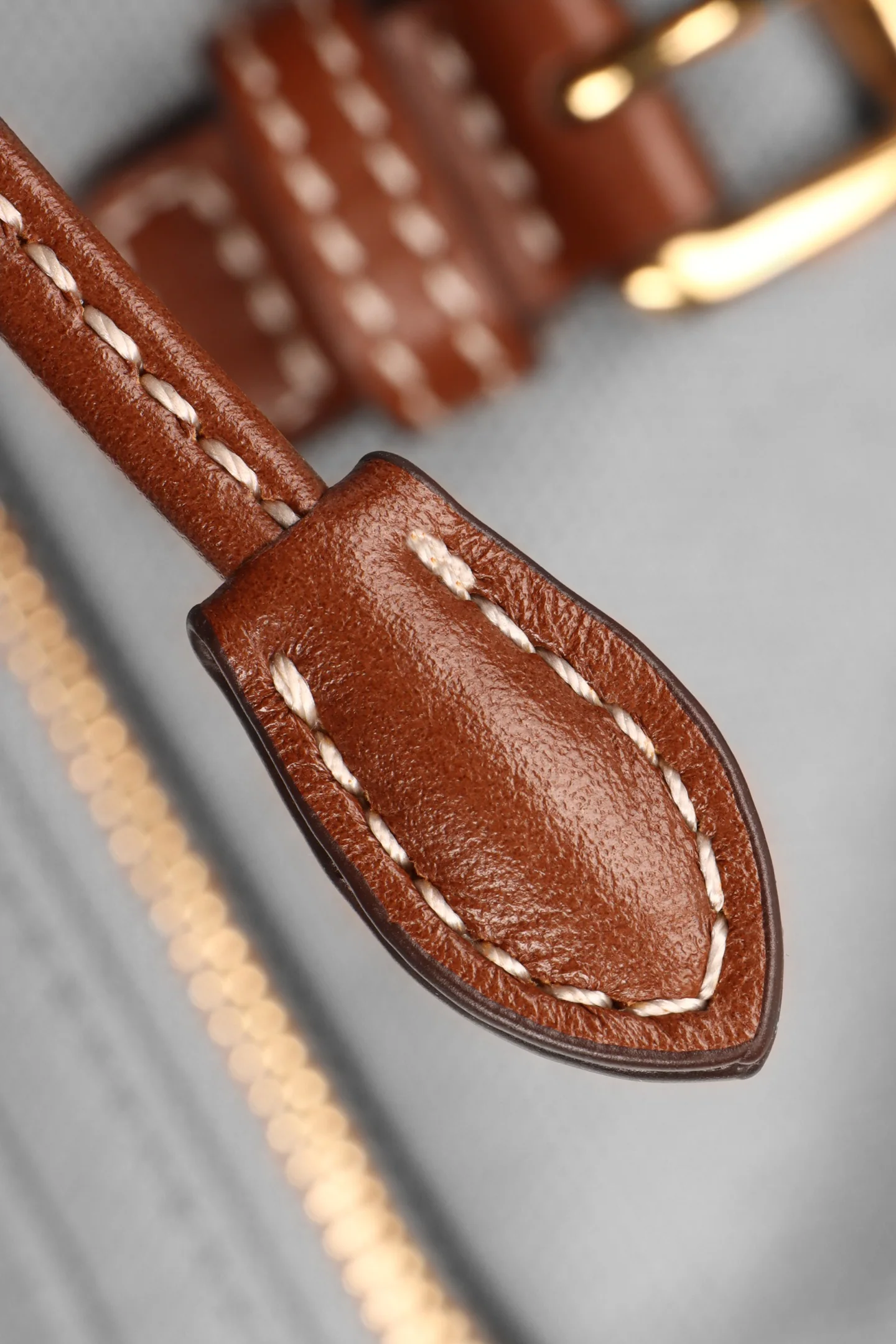 Рюкзак Miu Miu из канваса и кожи — Лондонская лимитированная серия — Большой, серый