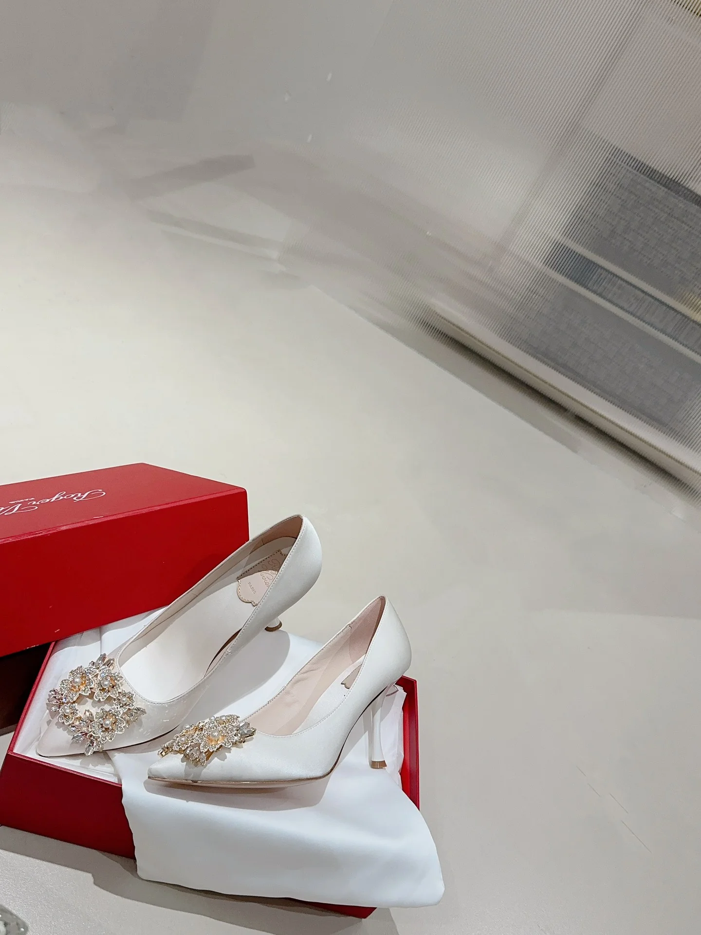 Туфли с квадратным носком и пряжкой - 2024 - Высокие каблуки - Белые