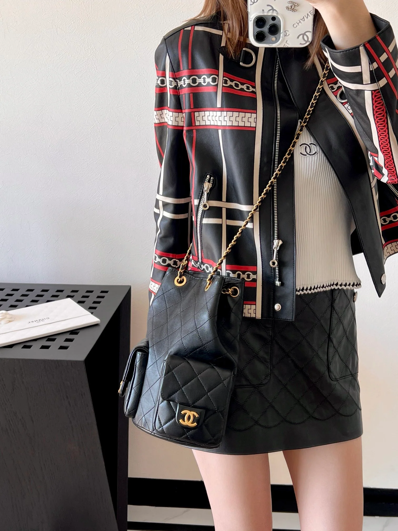 Рюкзак Chanel 25c на завязках - черный