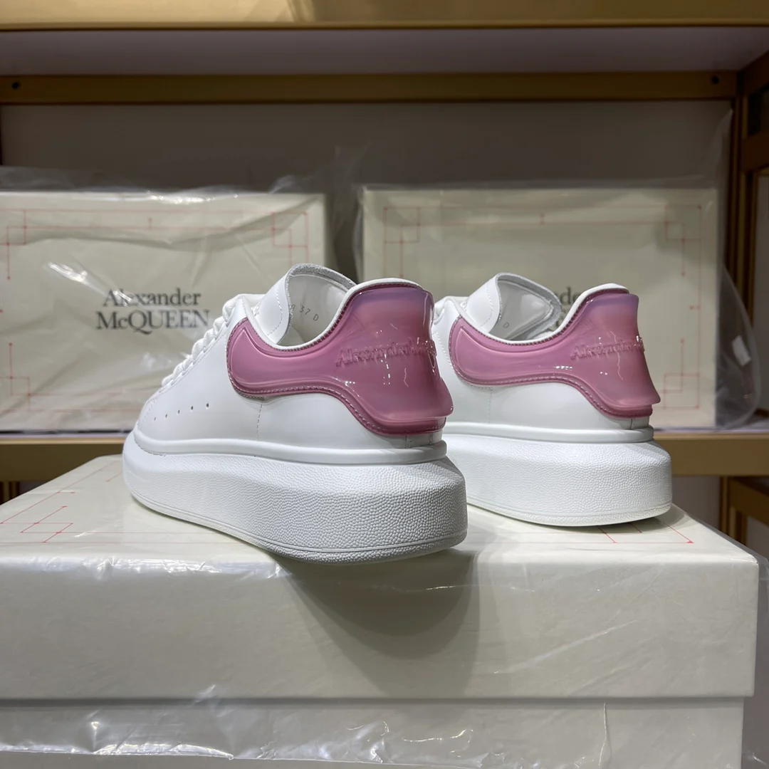 Классические белые кроссовки McQueen - унисекс - фиолетовый каблук - премиум-версия