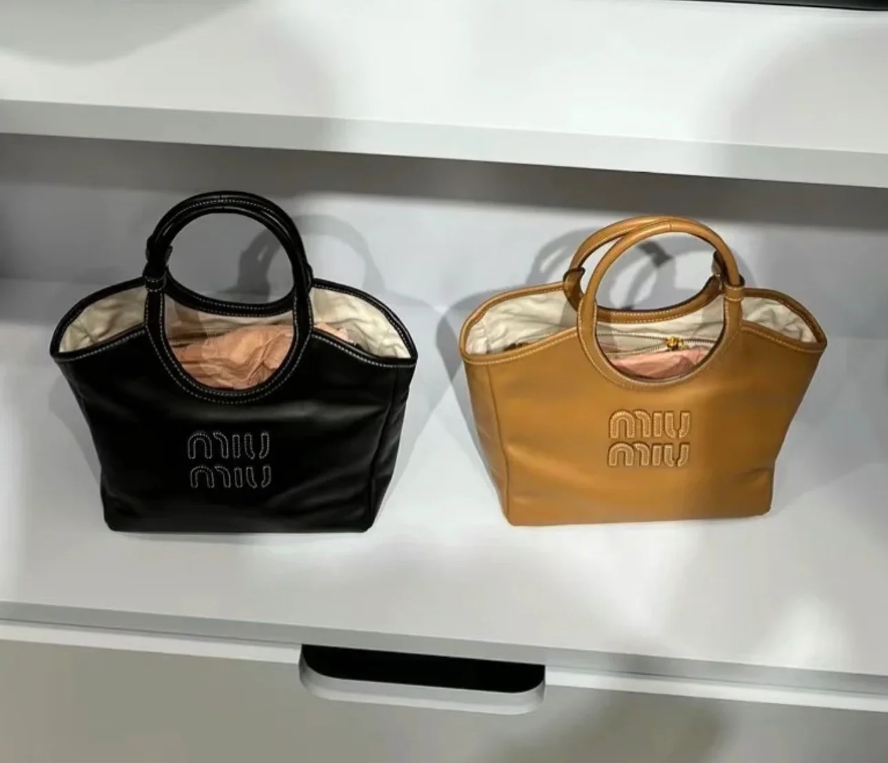 Сумка-тоут Miu Miu Ivy - Body Showcase