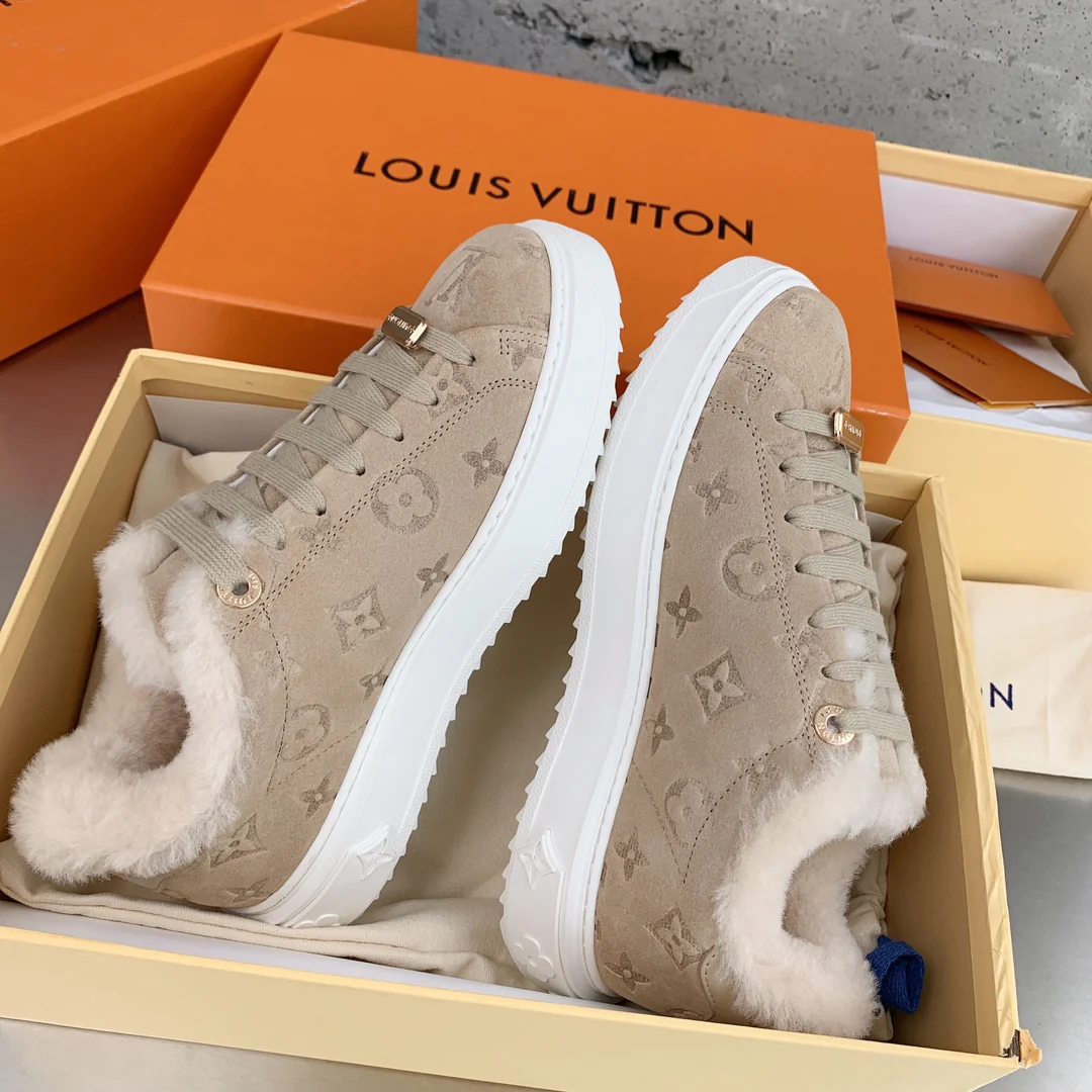 LV - Кроссовки с тиснением по шерсти