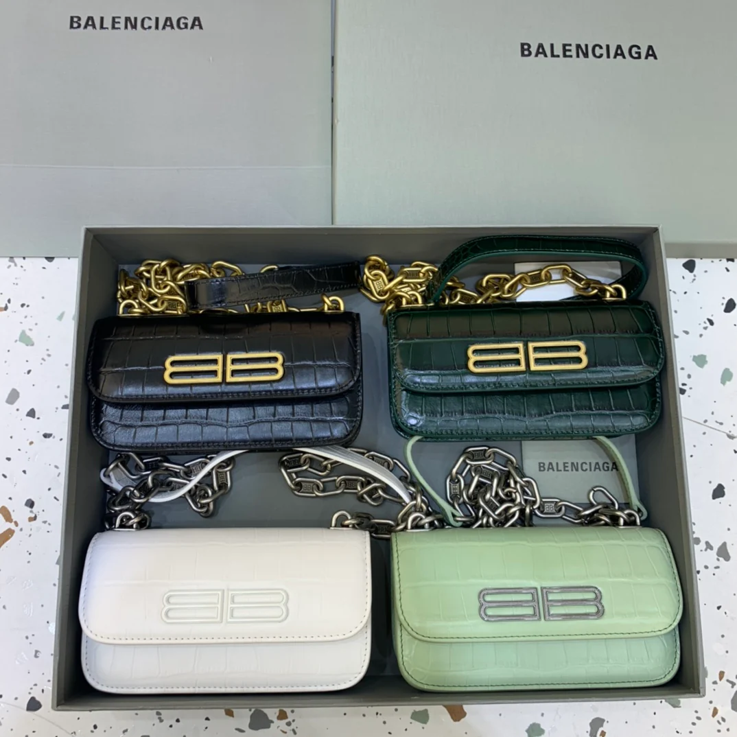 Сумка-кроссбоди Balenciaga Gossip Bag - маленький размер 19 см (изображение)
