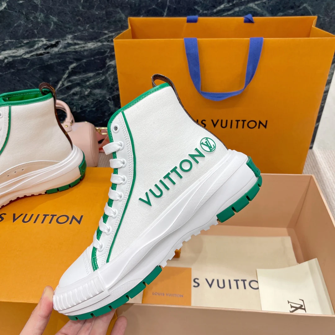 Кроссовки серии LV-Squad - белые и зеленые