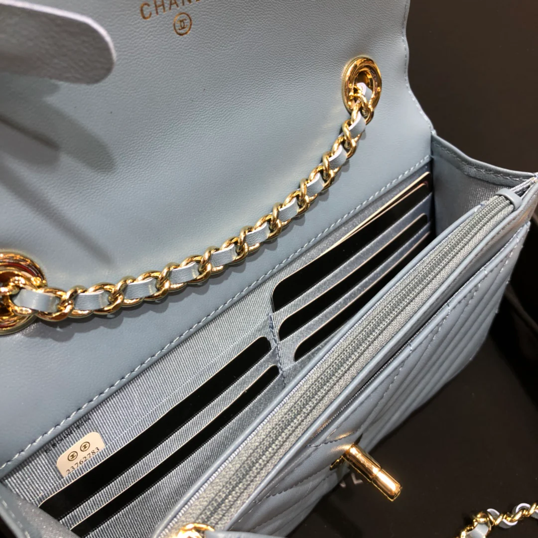 Chanel-trendy-cc-woc-19cm-6