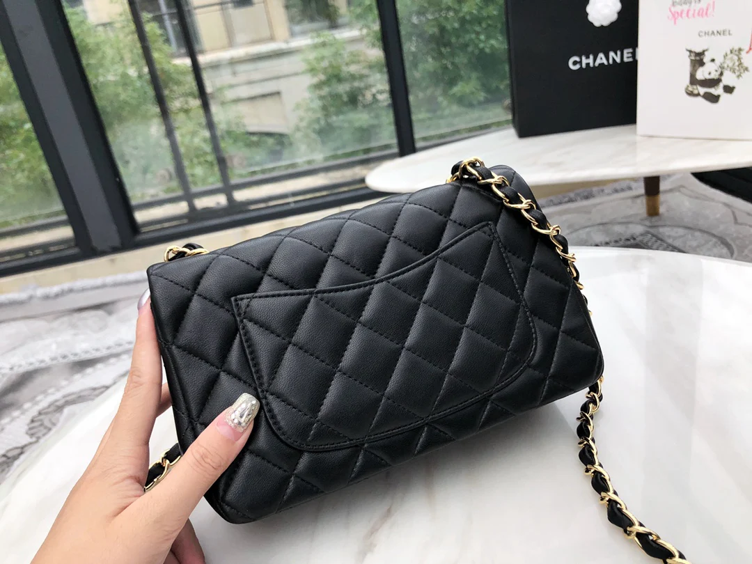 Chanel - сумка из французской овечьей кожи - CF - 20 см