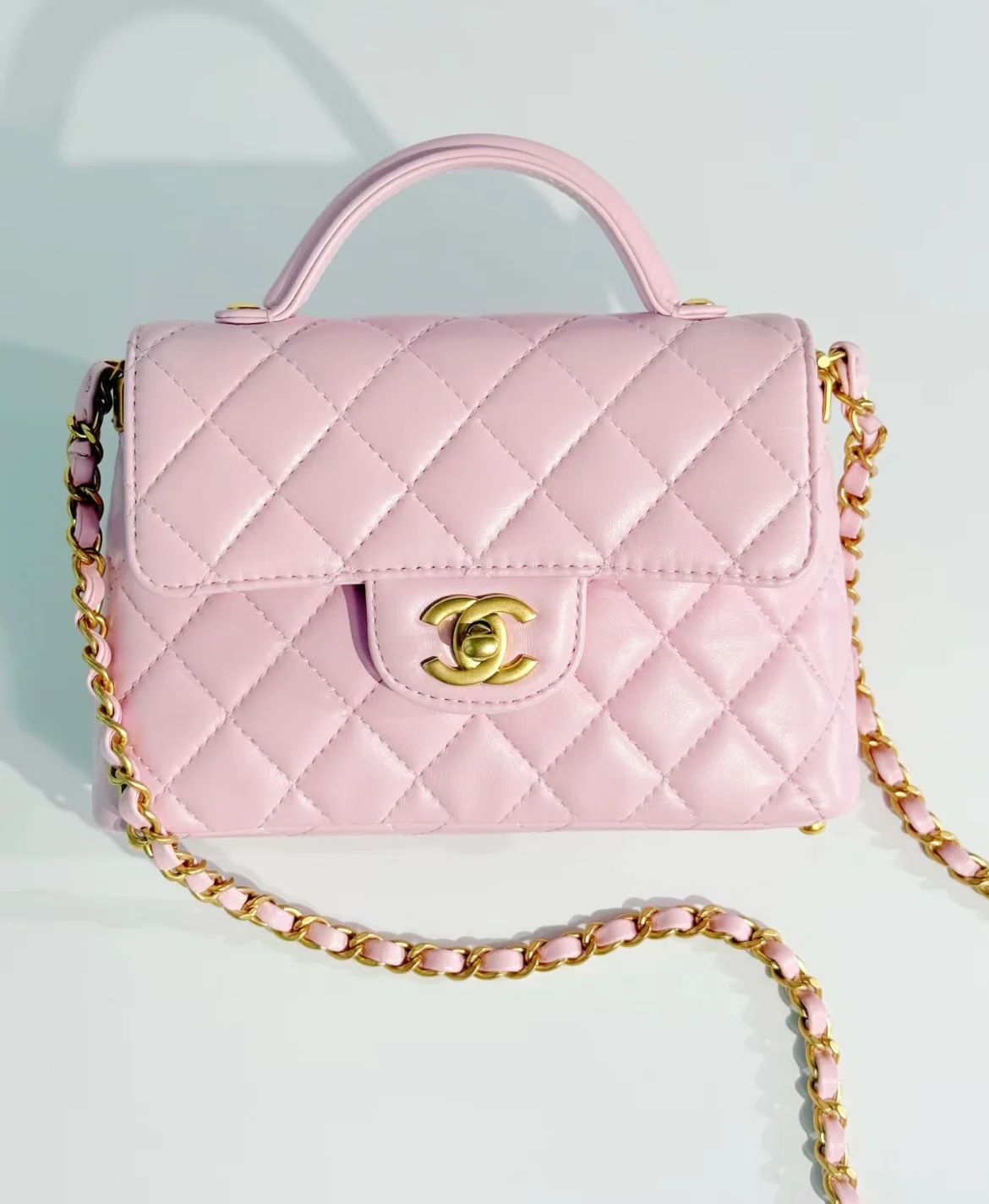 Сумка с ручкой и клапаном, 25 пенсов, большой размер - розовая