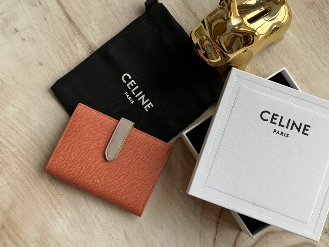 Кошелек Celine Strap из зернистой телячьей кожи - 5