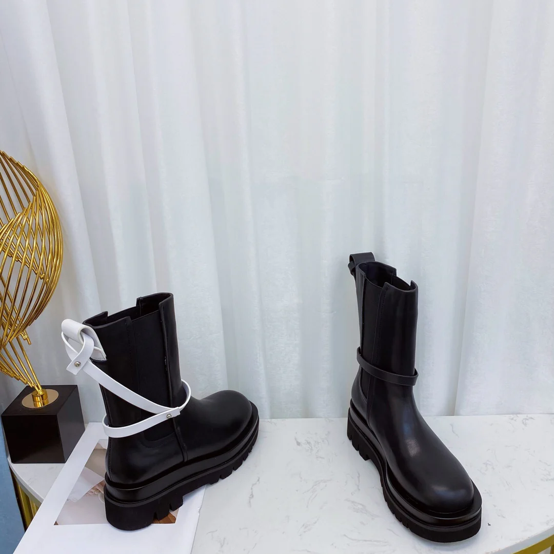 Обувь BV - BV - Уличный стиль - Платформа с закругленным носком - Ботинки Dr. Martens