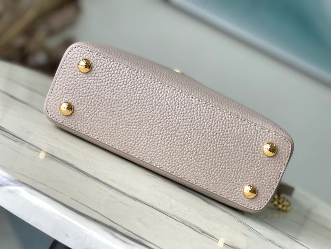 m23083-LV-capucines-bb-small-handbag-crossbody-elephant gray